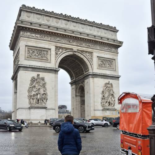 Rain or shine, day or night, there's no place quite like Paris 🇫🇷🗼 Won't you come with us ? Link for booking in bio 🔗
#visitparis #paristourisme #tuktuk #travel